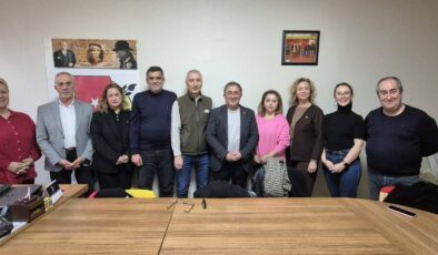 CHP’ DEN GAZETECİLERE ON GÜN SONRA GELEN KUTLAMA !