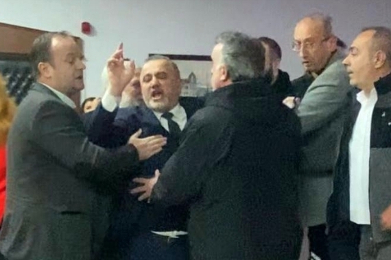 DEPREM VİDEOSU MECLİSTE ORTALIĞI KARIŞTIRDI !‎‎